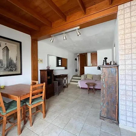 Casa Del Onion * Tías